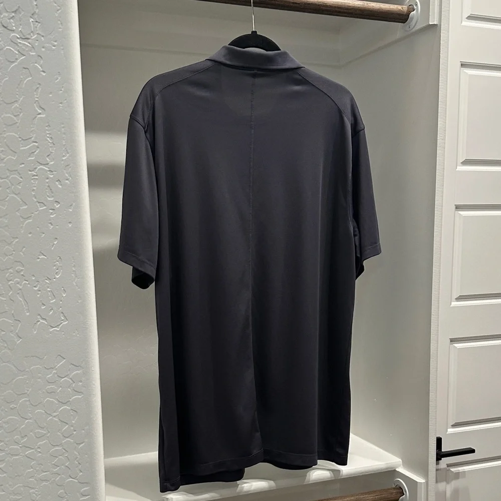 Nike Men's Dark Gray Golf Shirt - Picture 3 of 4